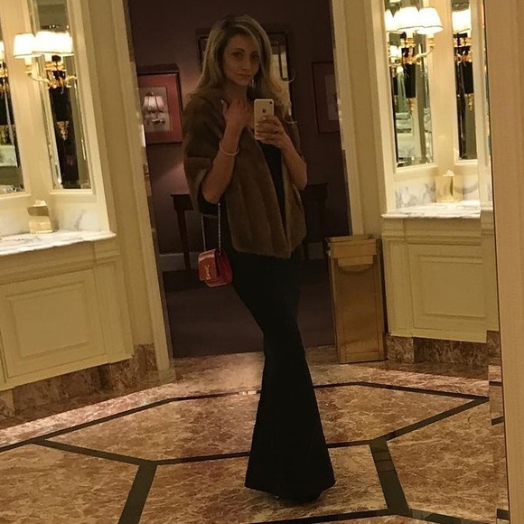 Meet your Posher, Megan - Picture 5 of 8